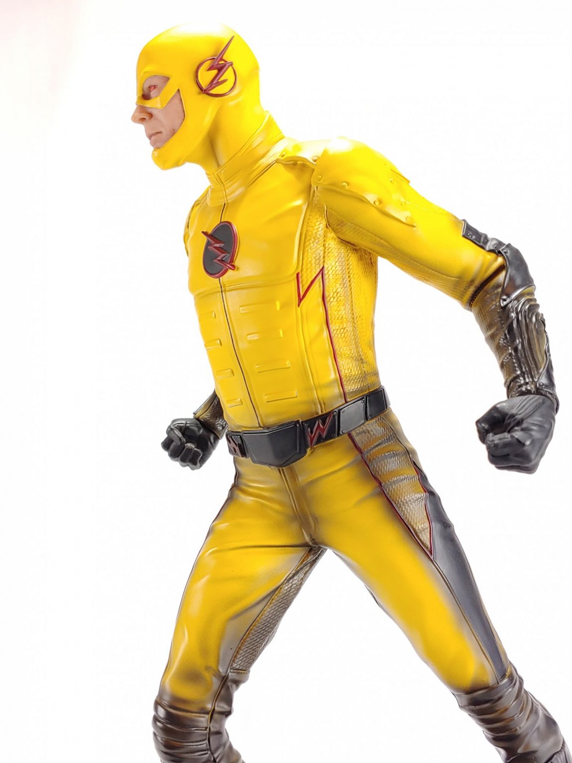 dc collectibles reverse flash statue
